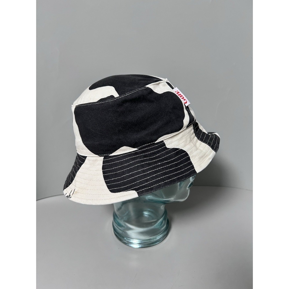 Lisa Says Gah Britt Bucket Hat in Black & White Cow Print GAH! Rare Limited Ed.